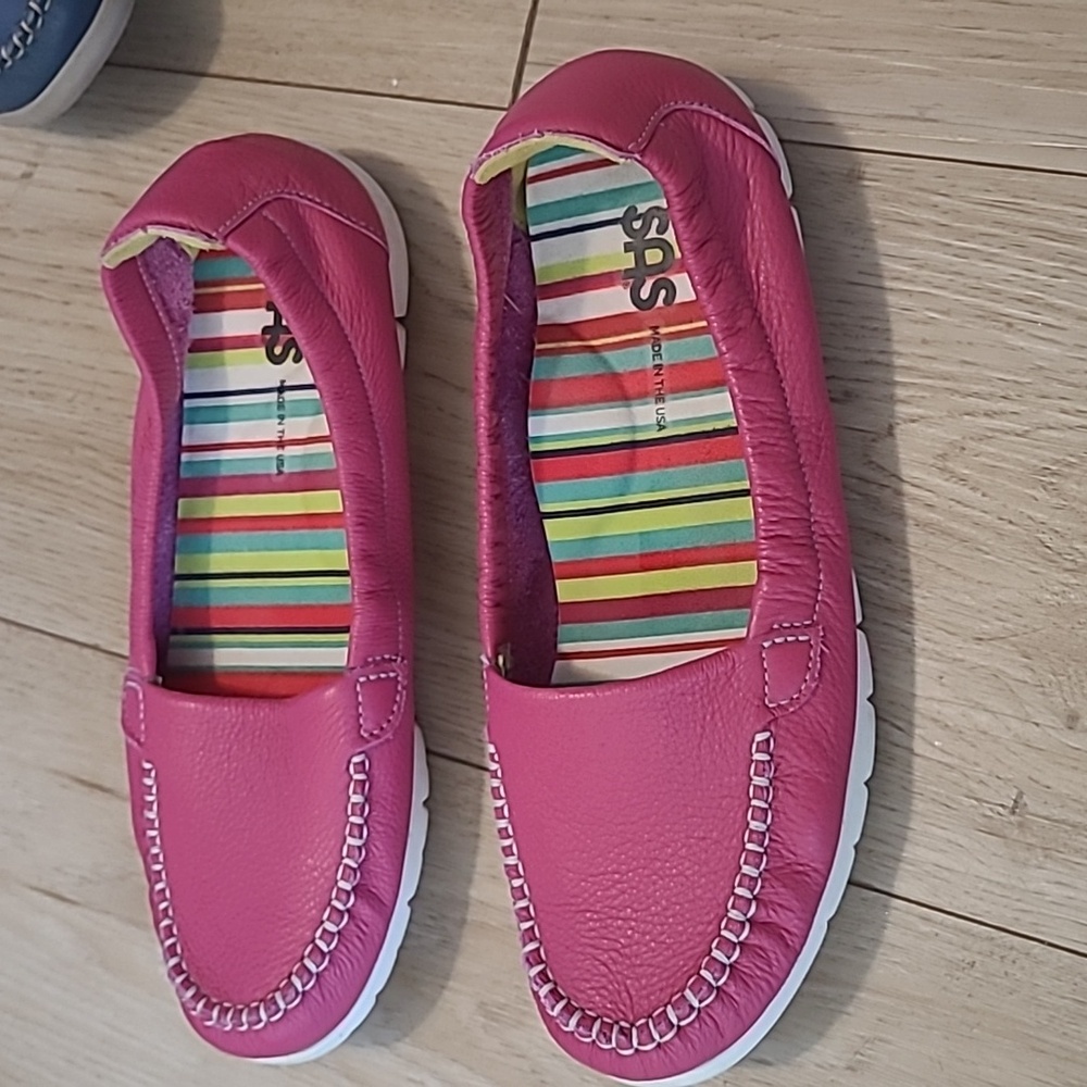 SAS Women's Vibrant Pink Flats, Loafers Size 7.5 M - Picture 4 of 10